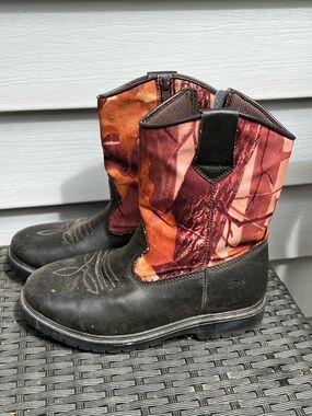 Camo Pull-On waterproof Boots